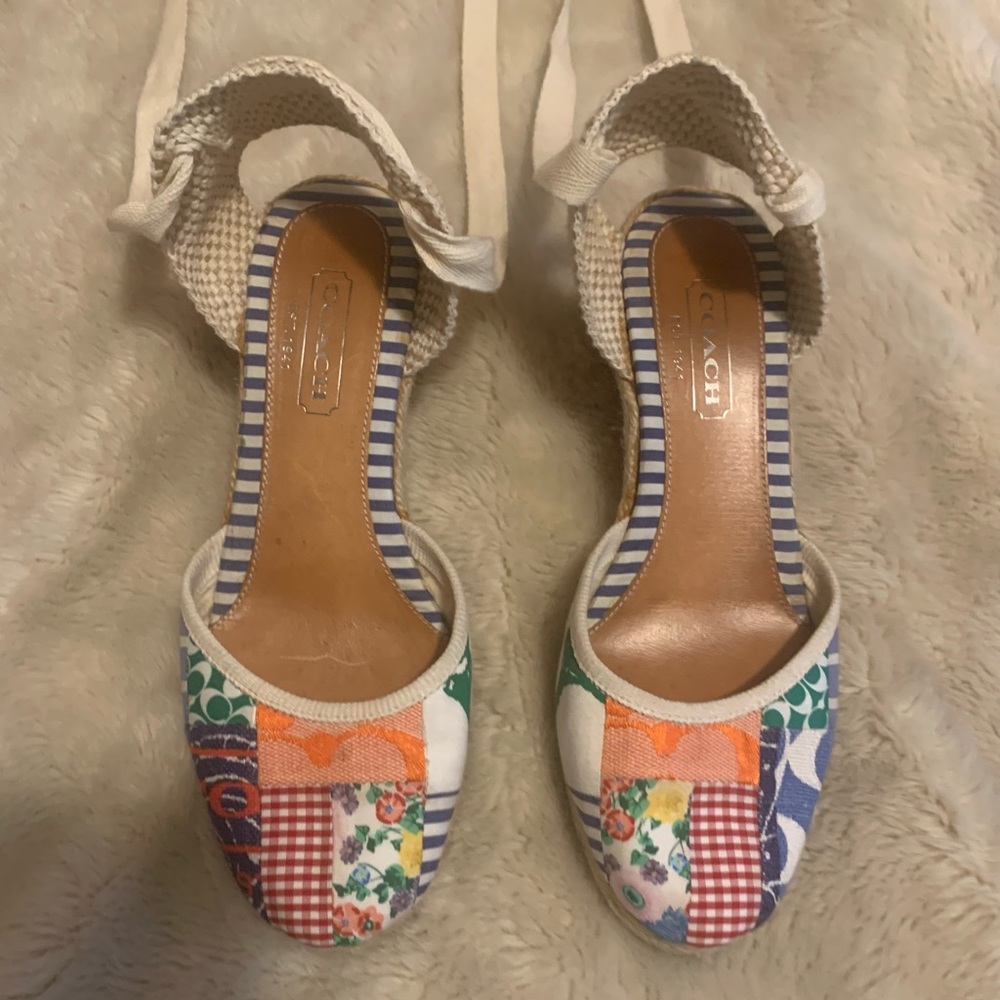 COACH tie up multicolor wedges